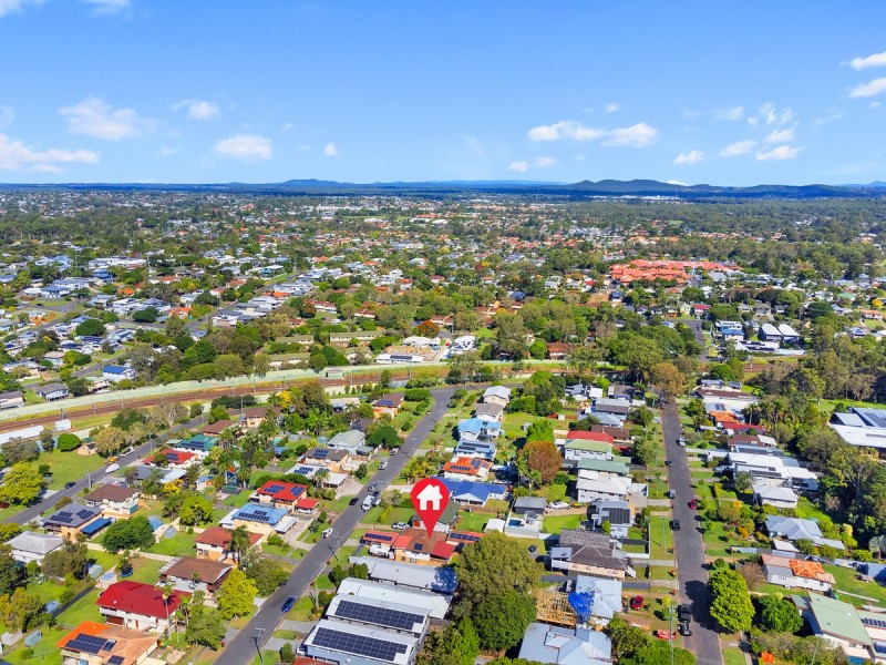 17 Herswell Avenue, Wynnum West QLD 4178