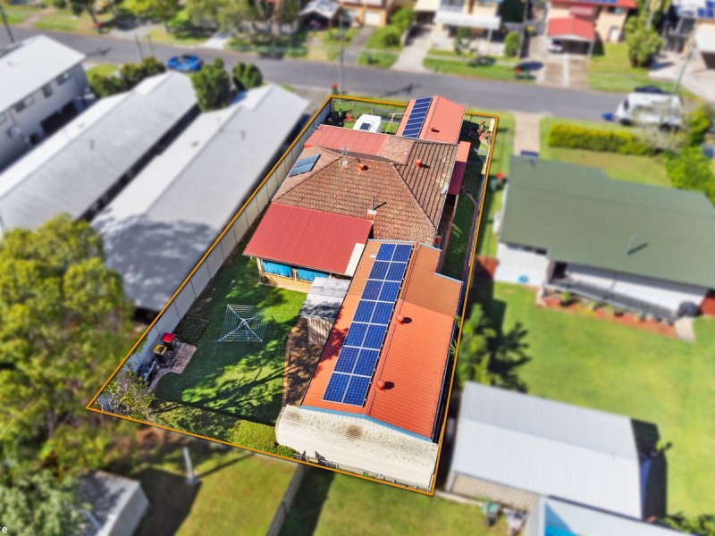 17 Herswell Avenue, Wynnum West QLD 4178