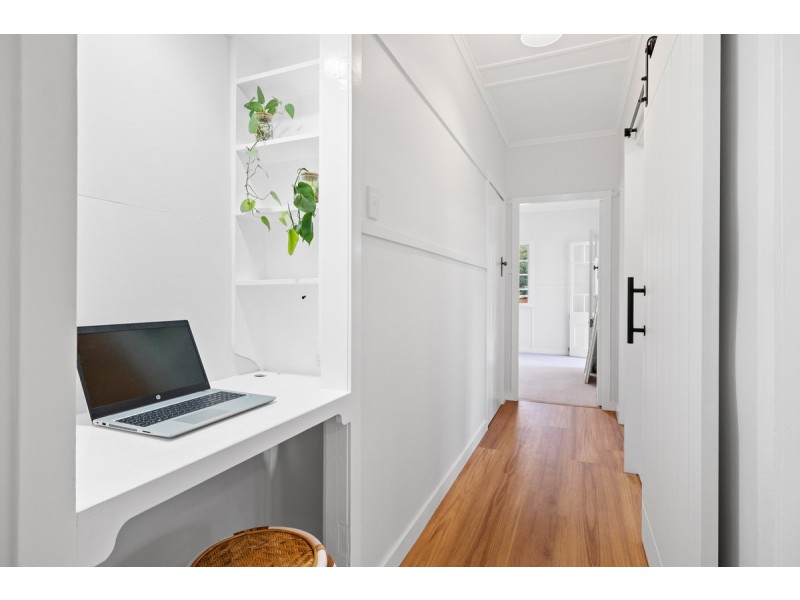 13 Down Street, Esk QLD 4312