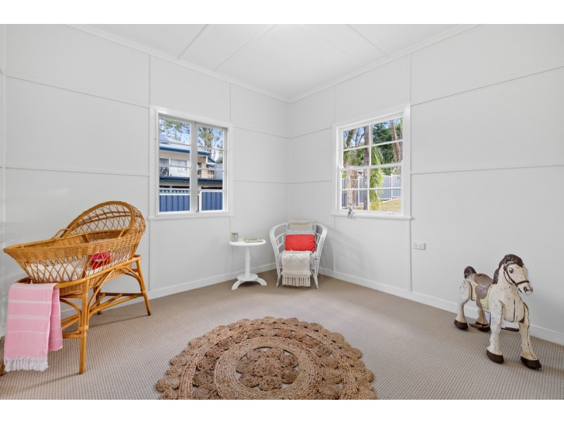 13 Down Street, Esk QLD 4312