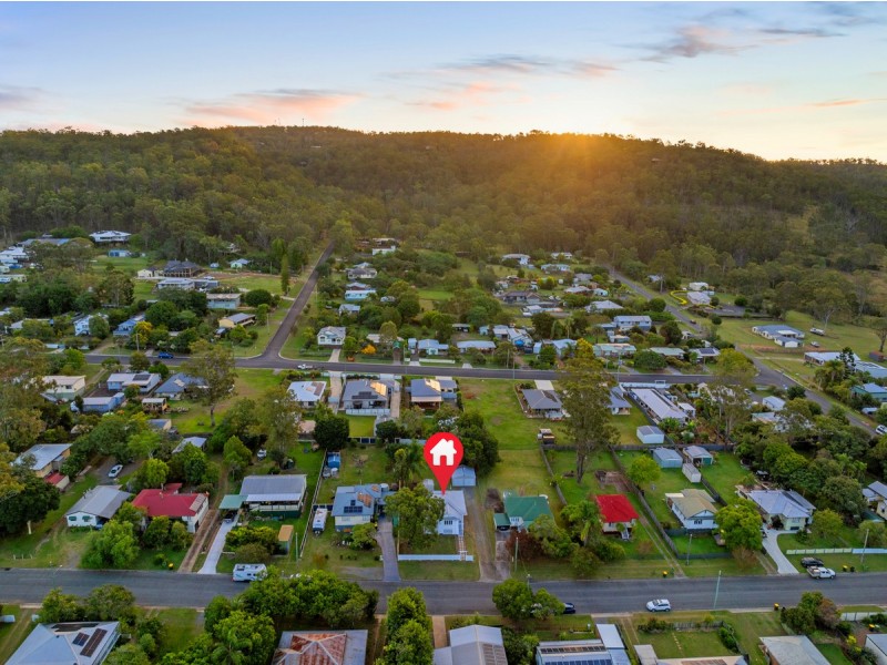 13 Down Street, Esk QLD 4312