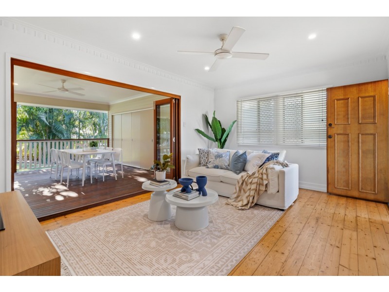 2 Canterbury Street, Mount Gravatt East QLD 4122