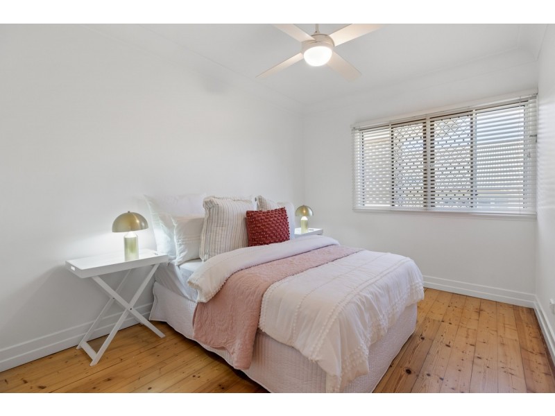 2 Canterbury Street, Mount Gravatt East QLD 4122