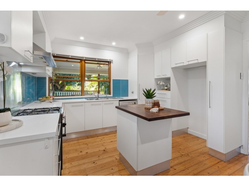 2 Canterbury Street, Mount Gravatt East QLD 4122