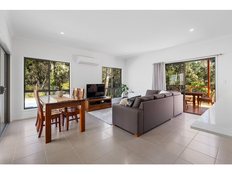52 Muller Street, Redland Bay QLD 4165