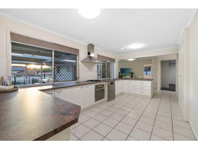 10 Biscay Street, Wellington Point QLD 4160