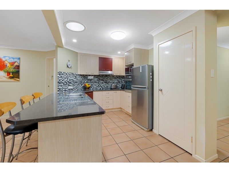 94 Salisbury Street, Redland Bay QLD 4165