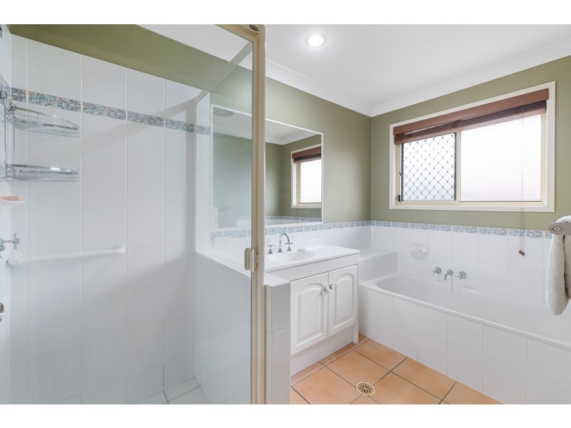 94 Salisbury Street, Redland Bay QLD 4165