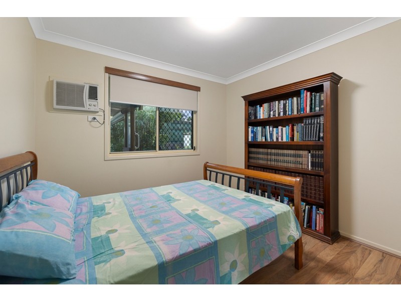 94 Salisbury Street, Redland Bay QLD 4165