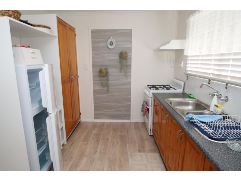 88 Barawell Street, Wallangarra QLD 4383