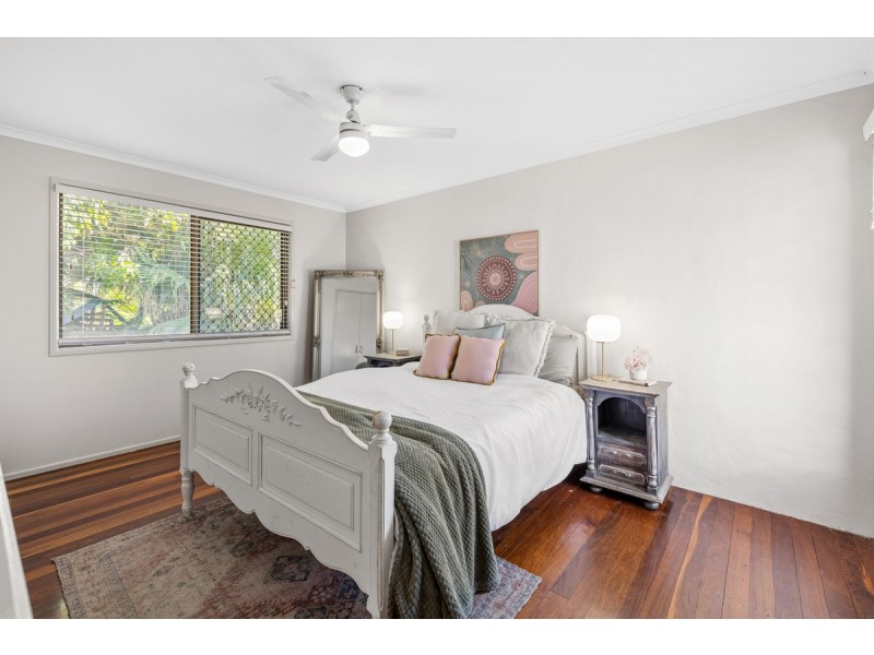 16 Dean Road, Alexandra Hills QLD 4161