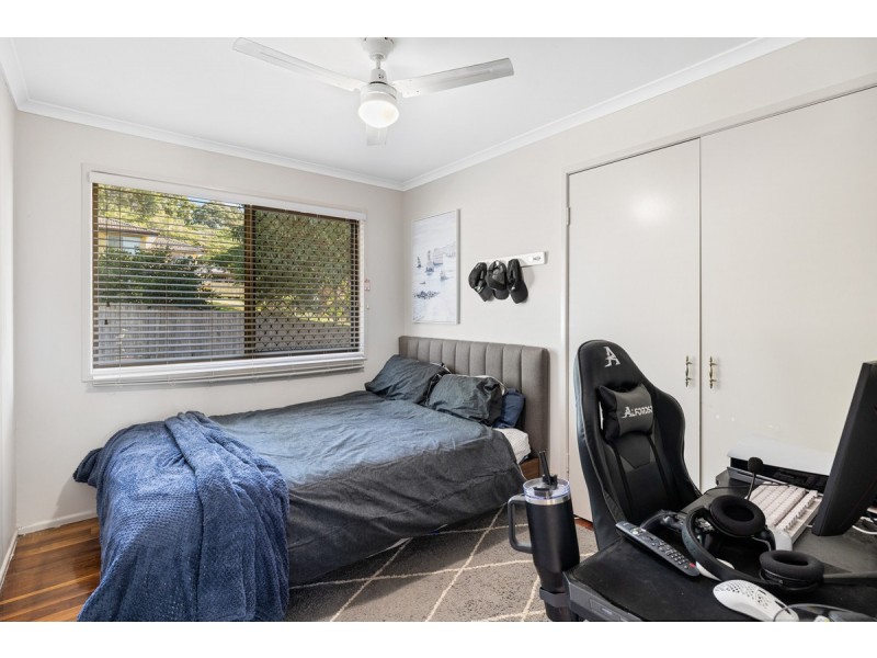 16 Dean Road, Alexandra Hills QLD 4161