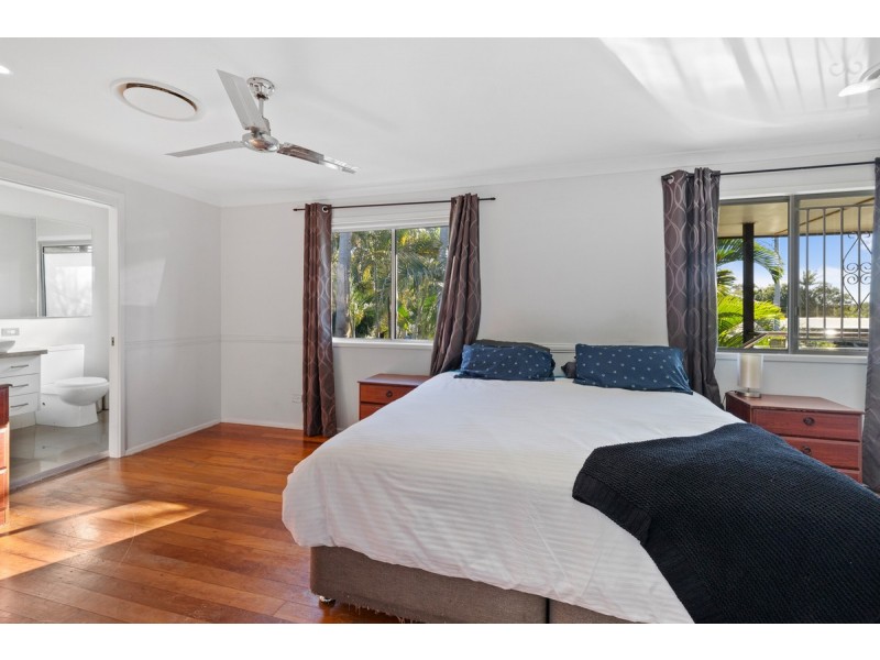 18 Willowie Crescent, Capalaba QLD 4157
