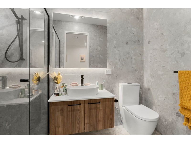 73 Gordon Street, Ormiston QLD 4160