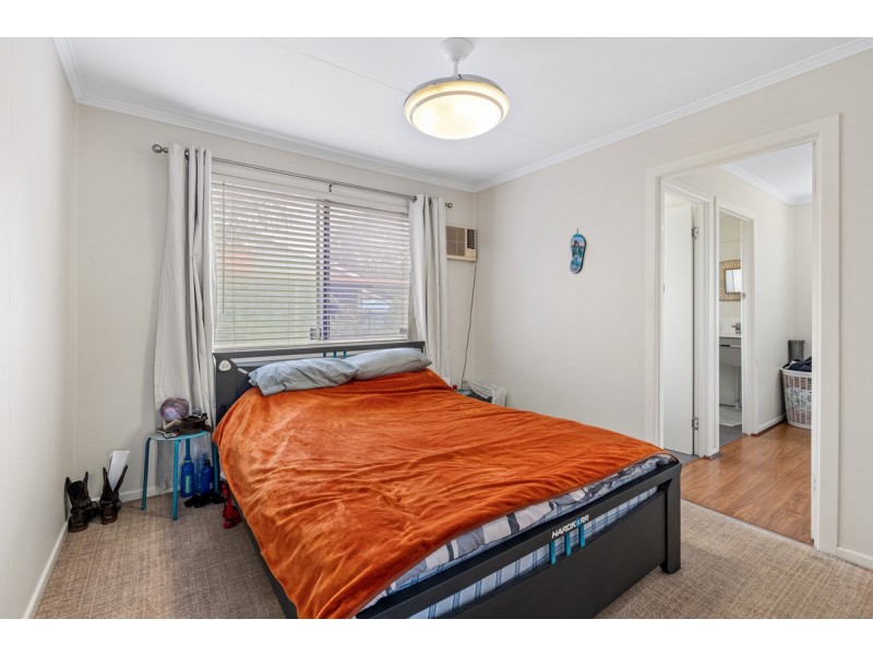 31 First Avenue, Beachmere QLD 4510