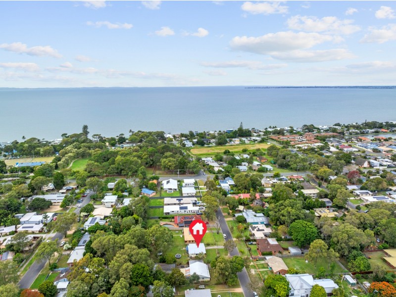 31 First Avenue, Beachmere QLD 4510