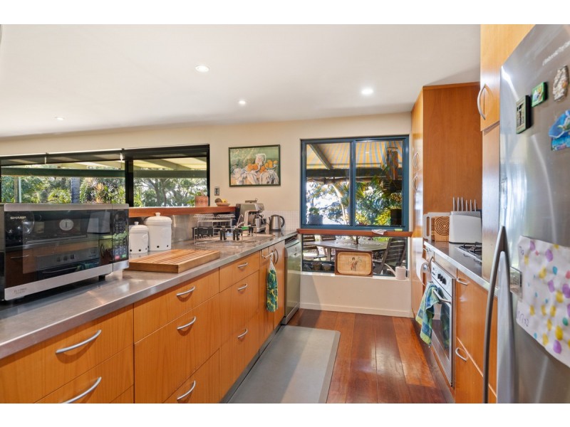 88 Broadwater Terrace, Redland Bay QLD 4165