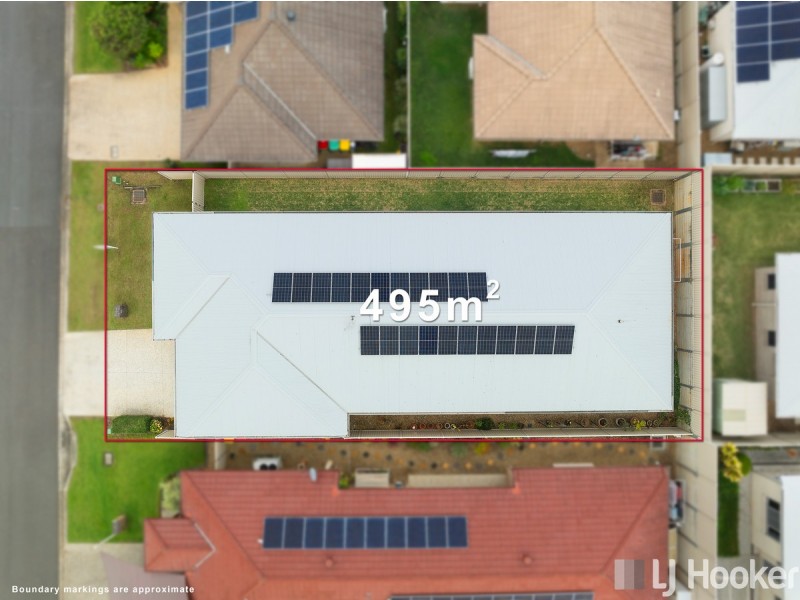 4 Isla Avenue, Redland Bay QLD 4165