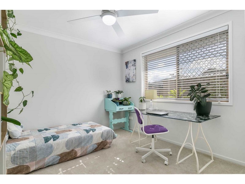 55 Emperor Drive, Redland Bay QLD 4165