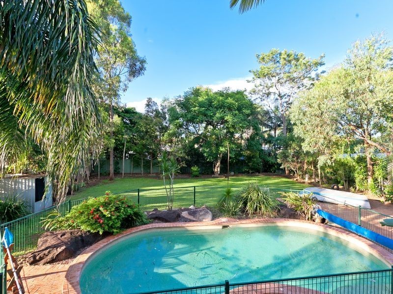 10 Warner Street, Wellington Point QLD 4160