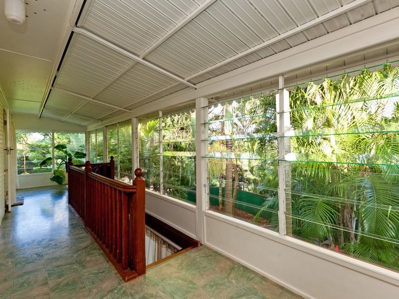 10 Warner Street, Wellington Point QLD 4160