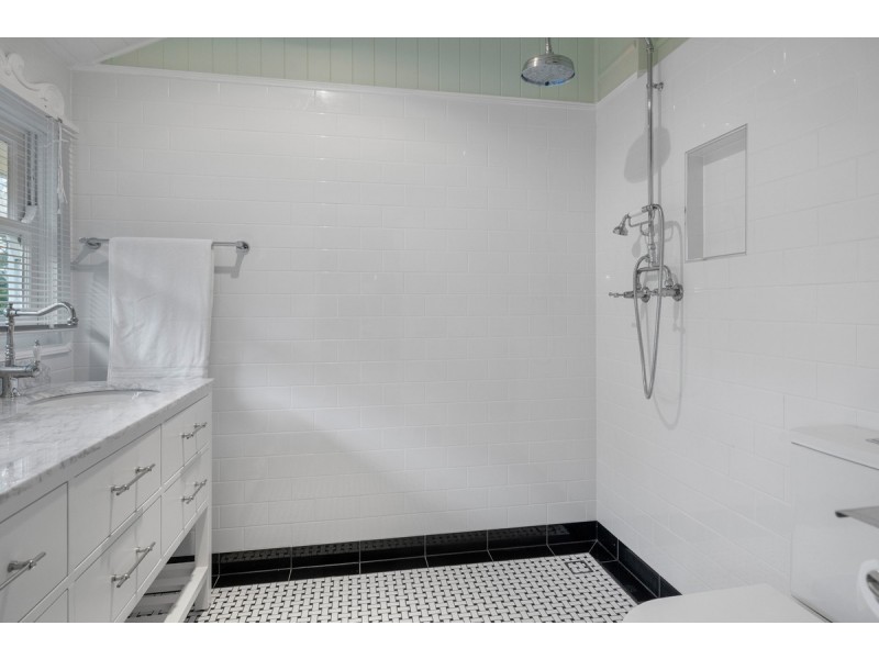 280-292 Heinemann Road, Redland Bay QLD 4165