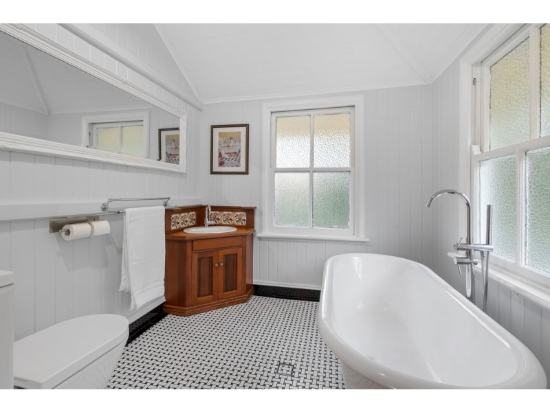 280-292 Heinemann Road, Redland Bay QLD 4165