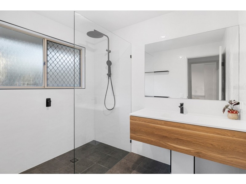 704-708 West Mount Cotton Road, Sheldon QLD 4157