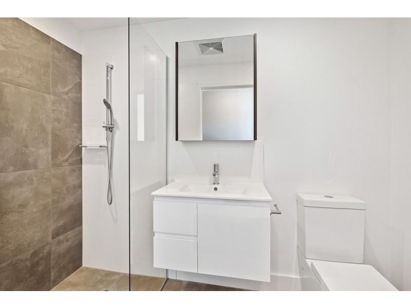 303/10-12 Mermaid Street, Chermside QLD 4032