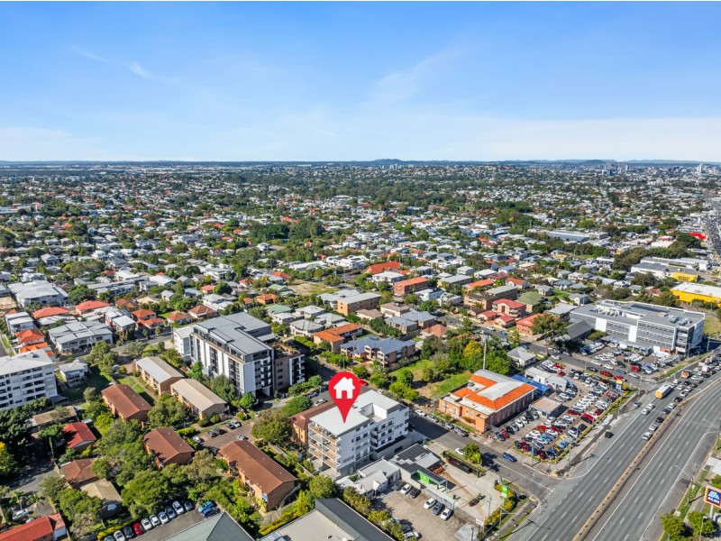 303/10-12 Mermaid Street, Chermside QLD 4032
