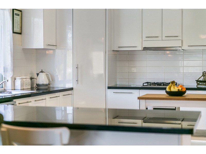 21 Scott Street, Redland Bay QLD 4165