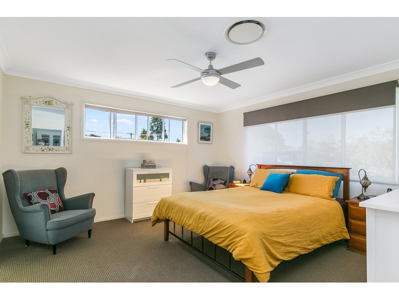 21 Scott Street, Redland Bay QLD 4165