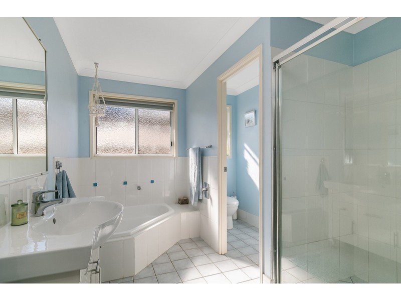 21 Scott Street, Redland Bay QLD 4165