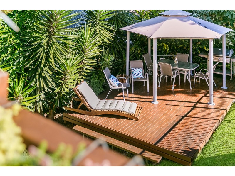 21 Scott Street, Redland Bay QLD 4165