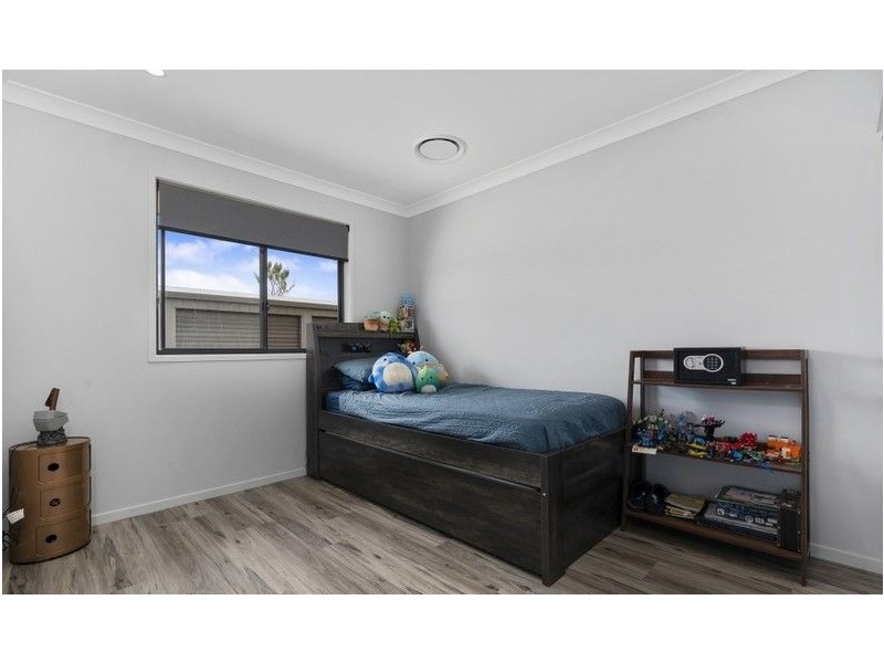 1 Prospector Rise, Winya QLD 4515