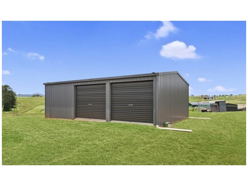 1 Prospector Rise, Winya QLD 4515