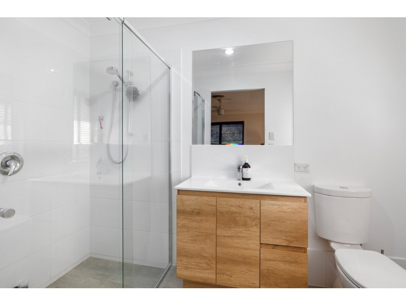 2 Bona Vista Court, Cleveland QLD 4163