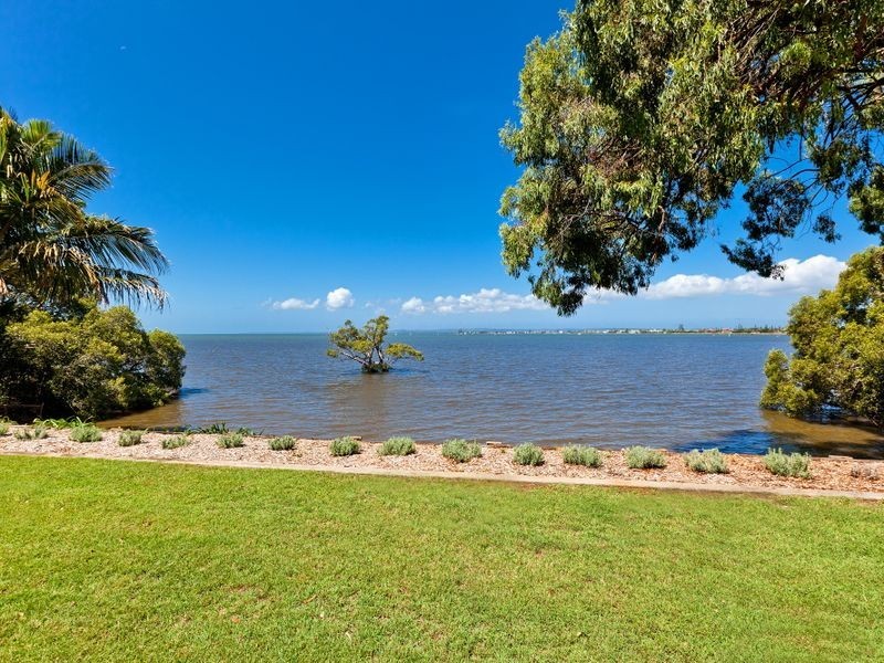 2 Sturgeon Street, Ormiston QLD 4160