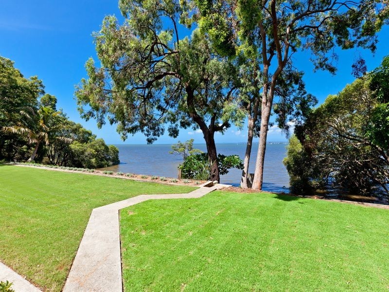 2 Sturgeon Street, Ormiston QLD 4160