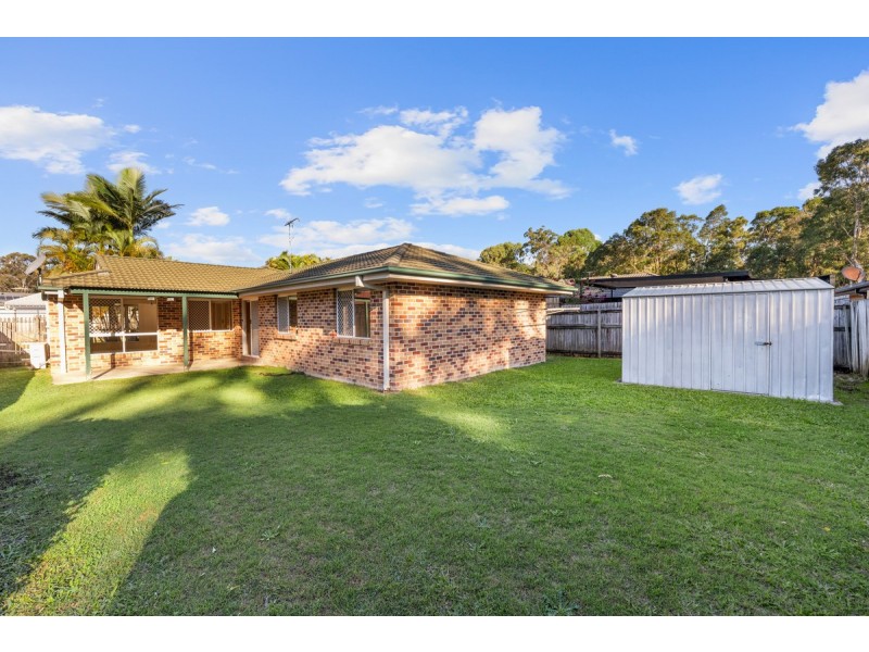 3 Neville Close, Redland Bay QLD 4165