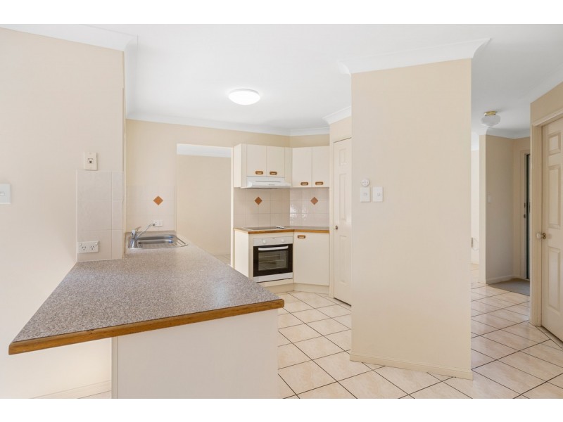 3 Neville Close, Redland Bay QLD 4165