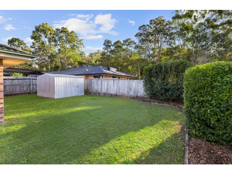 3 Neville Close, Redland Bay QLD 4165