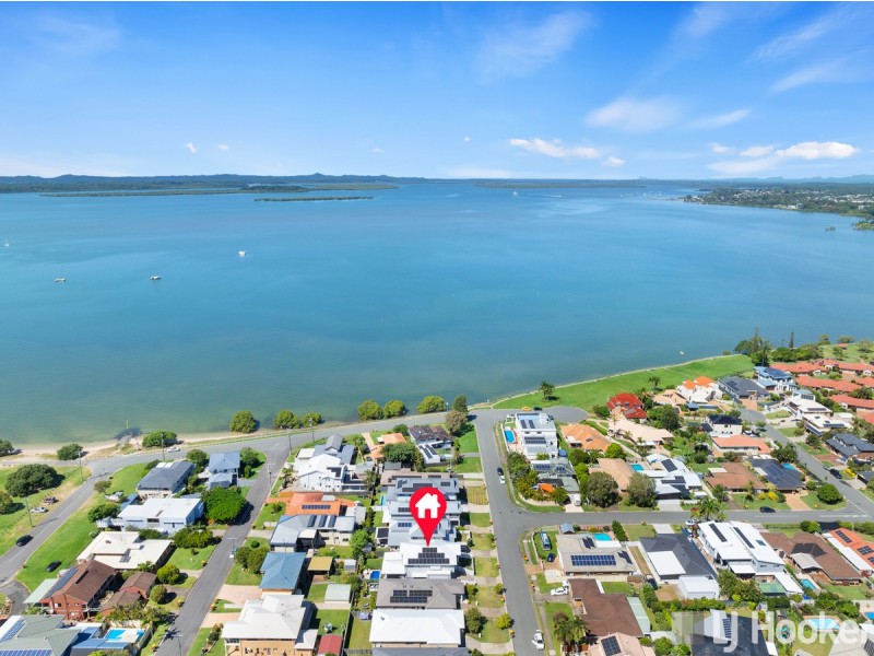 15 Simon Street, Victoria Point QLD 4165