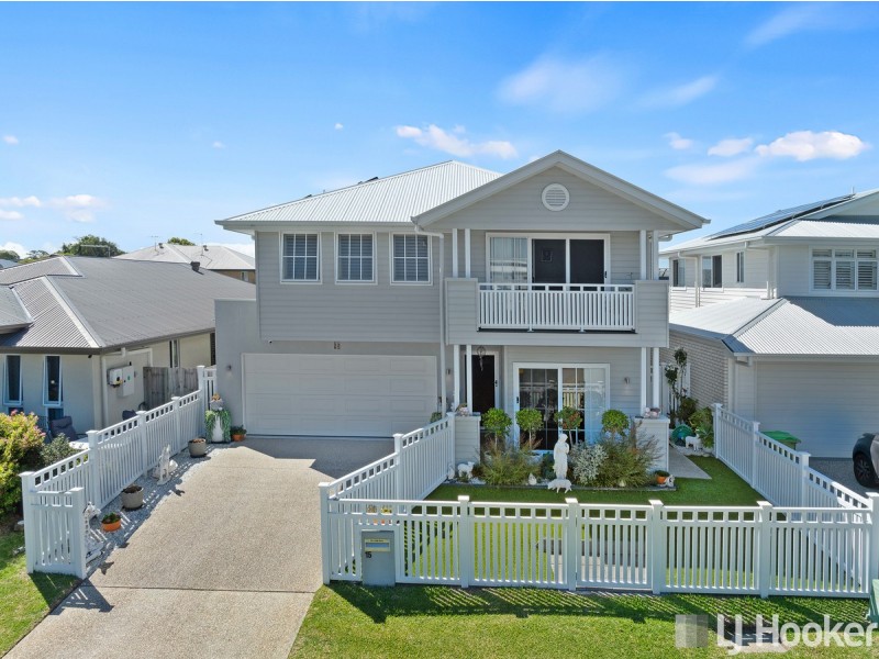 15 Simon Street, Victoria Point QLD 4165