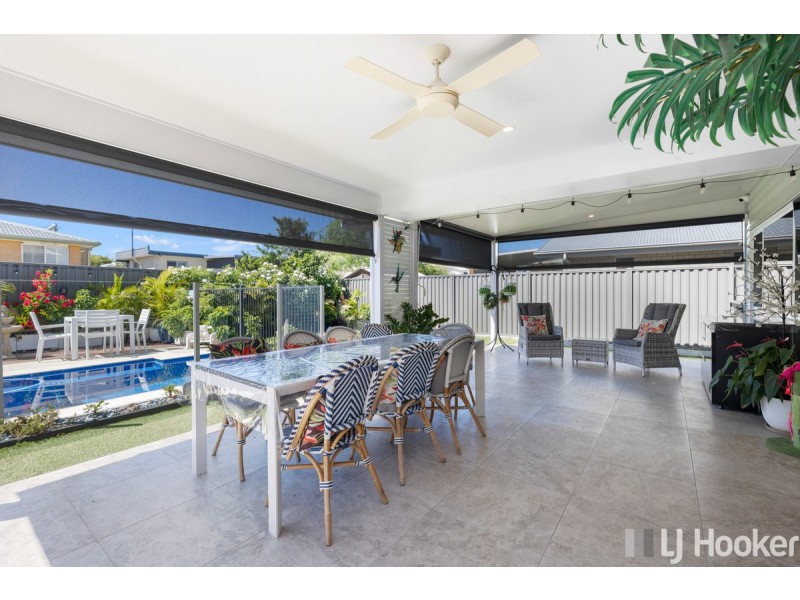 15 Simon Street, Victoria Point QLD 4165