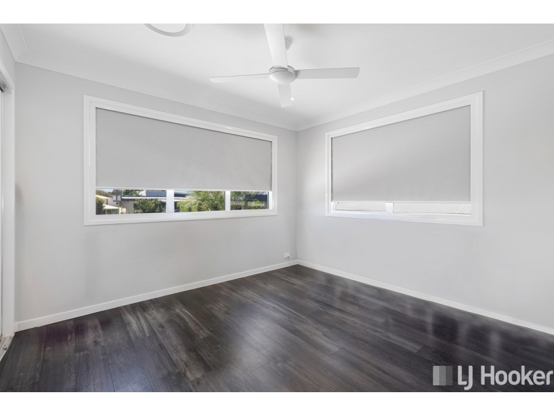 15 Simon Street, Victoria Point QLD 4165