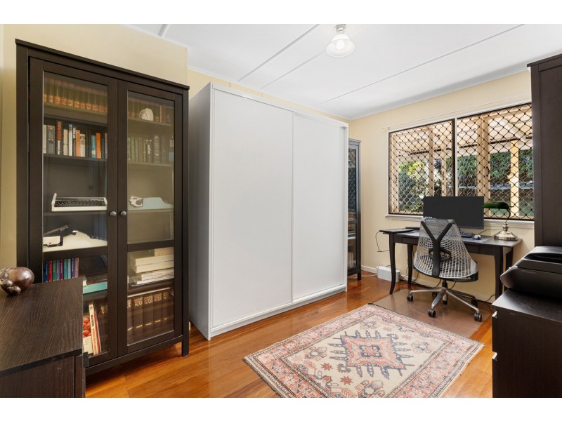 48 Gordon Parade, Mount Gravatt East QLD 4122
