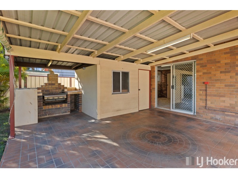 9 Scott Street, Redland Bay QLD 4165