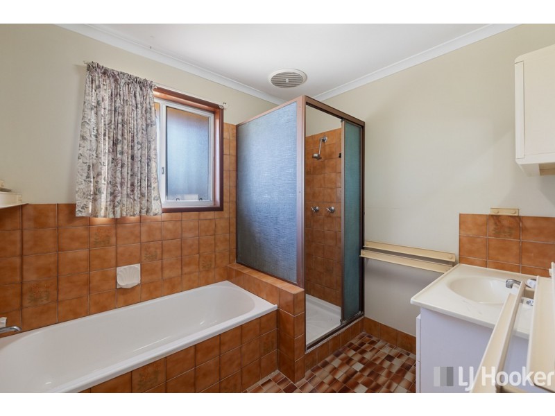 9 Scott Street, Redland Bay QLD 4165