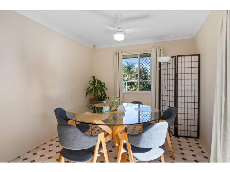 3 Westburn Court, Redland Bay QLD 4165